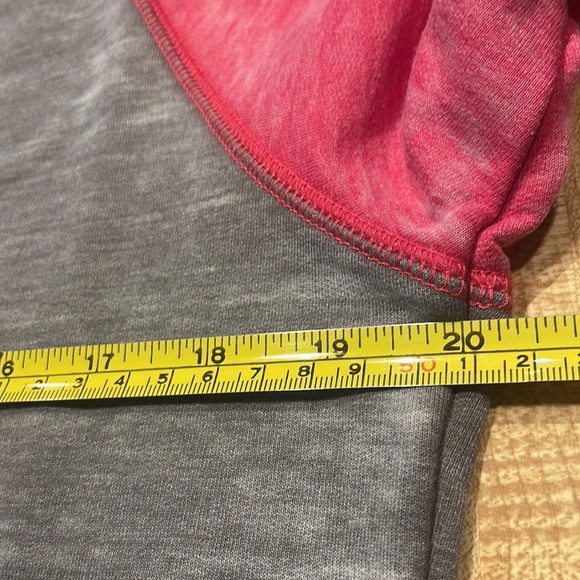 Breast Cancer Awareness Sweater size large. Zen by J.America - Picture 15 of 16